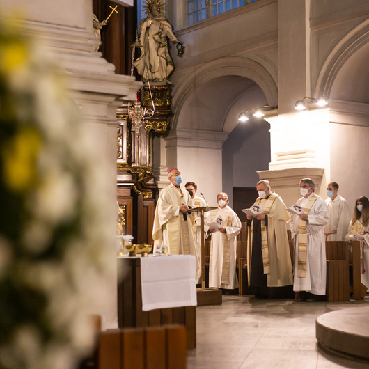 Am 4. Oktober feierte das Theresianum in Bamberg sein 75-jähriges Bestehen. Seit 2018 befindet sich das Spätberufenengymnasium und Kolleg in Trägerschaft der Caritas-Schulen gGmbH.
